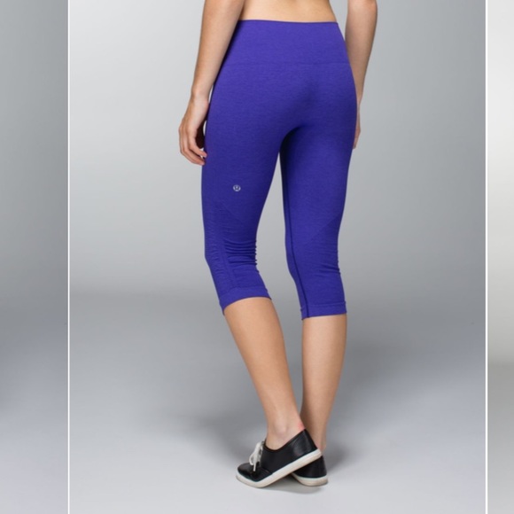 Lululemon In The Flow Crop II Heathered Bruised Berry seamless leggings purple - Picture 2 of 12